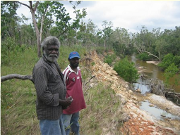 Traditional owners monitoring project site